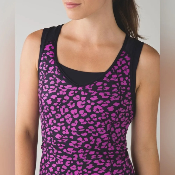 Lululemon Super Sport Tank in Mini Cherry Cheetah Ultra Violet Naval Blue Size 6 - Picture 3 of 8